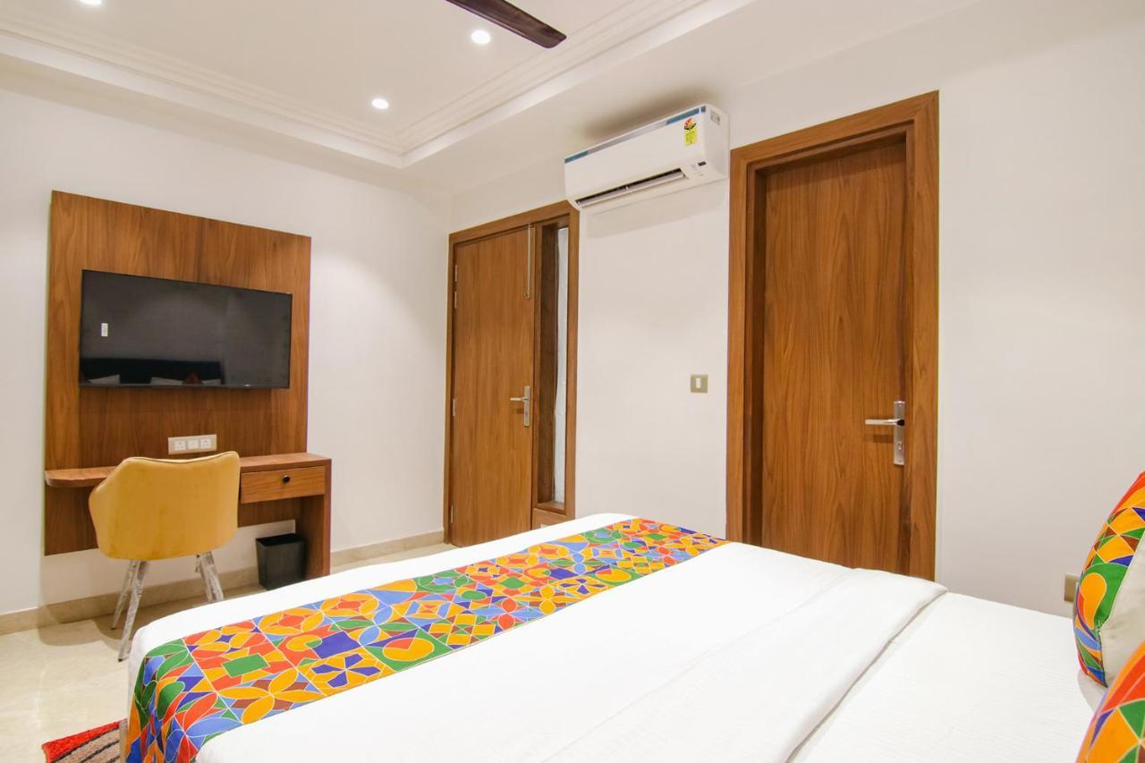 Fabhotel La Serene Bnb- Ashok Vihar 뉴델리 외부 사진